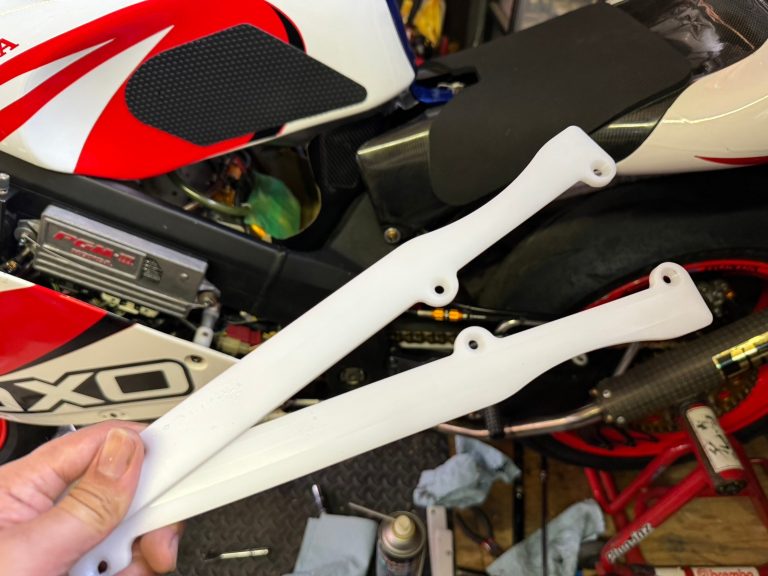 mc２８様　　専用ページ。 GR-662] NSR250R MC28用チェーンスライダー│PANDORA GEAR